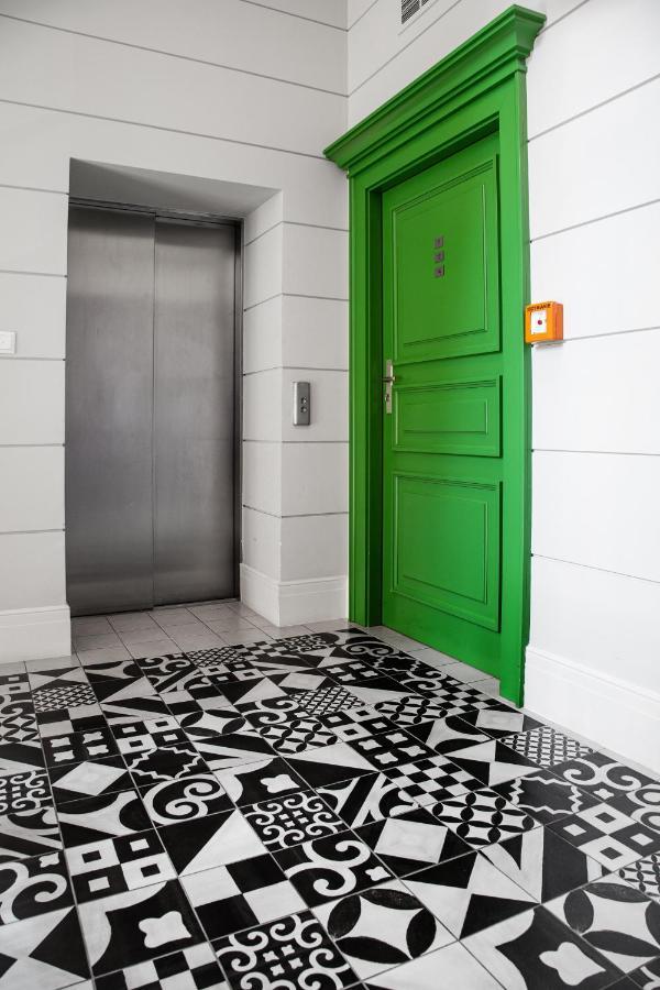Househost Apartment :Zacisze Street คราคูฟ ภายนอก รูปภาพ